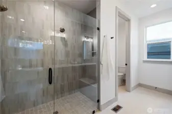 This photo/rendering is provided for illustrative purposes only. It does not depict the actual property, finishes, or furnishings, which may differ.