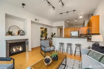 Photo is from when the unit was staged.