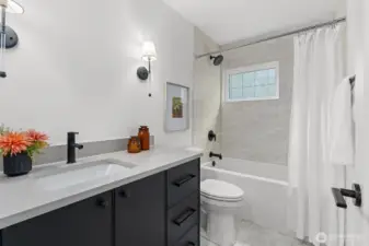 Additional full bath on the 3rd floor.