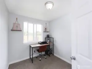 2nd bedroom