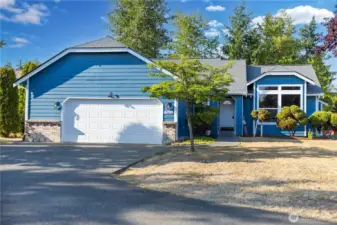 New windows, roof, flooring, paint and more!