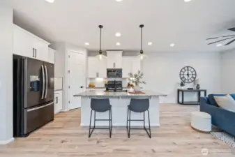 Kitchen - Breakfast Bar