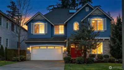 Stunning Murray Franklyn home with north facing front door.