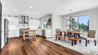 OPEN KITCHEN AREA