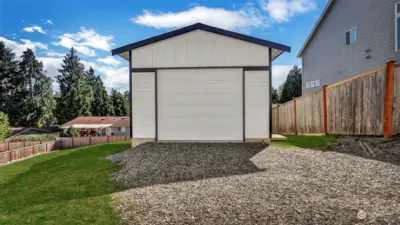 DETACHED GARAGE