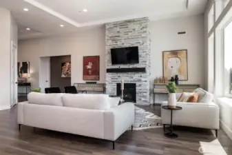 pictures are for marketing purposes only. Show options and upgrades not included.