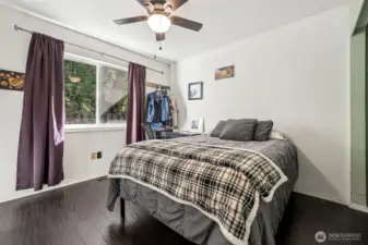 2nd bedroom