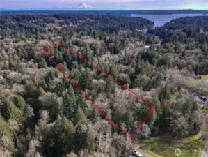 7.5 Acres Gig Harbor WA 3 AC level on top for building envelope. Vacant land acreage to the right as your enter the acreage.