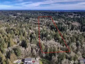 Edan Acres is the small subdivision you drive through to enter the vacant land.