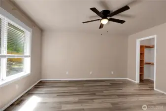 Walk in closet