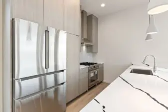 3rd floor kitchen-pic is of similar unit