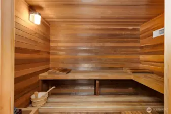 Enjoy this gorgeous sauna!