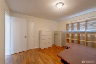 Bedroom/office 3.