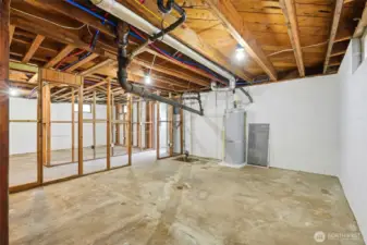 Updated electric, new electric water heater & more!