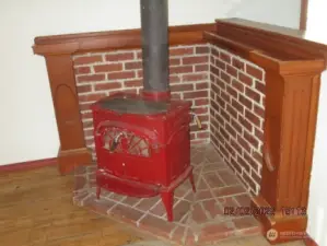 Wood stove