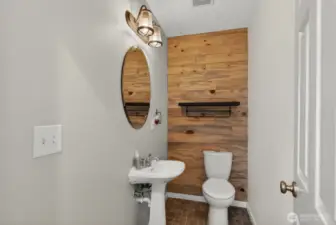 1/2 Bathroom