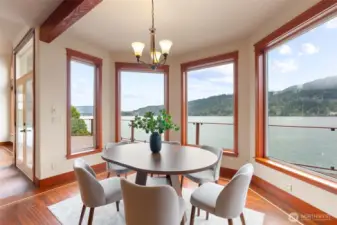 Dine surrounded by quintessential PNW views; mountains, lakes, and trees.