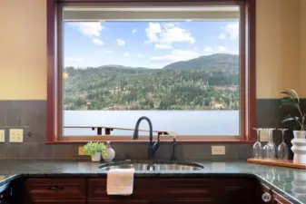 If a picture is worth a thousand words, this picture window is priceless.