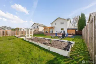 Green thumb? So much space for gardening!