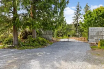 Gate of Upper Lots 59 & 60