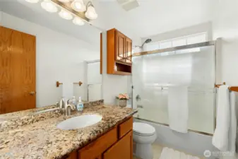Full Upper Level Bathroom