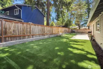 Fully Fence Yard