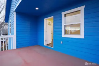 Upper Level Balcony Looking West.