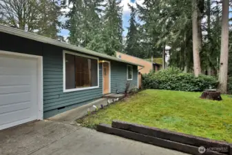 Only one step up to the front door for easy access.