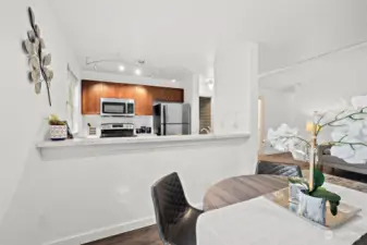 Beautiful Quartz counter tops.  Breakfast bar!