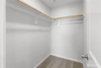 Walk-in Closet