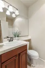 Main floor 3/4 bath