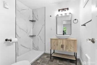 Primary Suite Bathroom