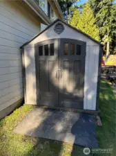 Rubbermaid garden shed
