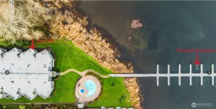 Lake front community with Private Deeded boat dock.