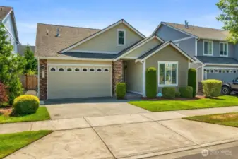 Located in Chestnut Village, the neighborhood is convenient to the State Capitol, highly-rated schools, shopping and freeways.