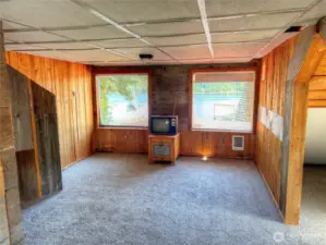 Bedroom/Den Above Garage