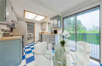 This photo has been virtually staged