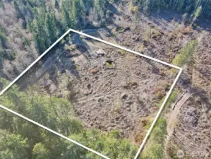 Overhead with approximate boundaries in white.