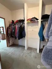 Walk-in Closet