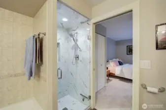 Primary suite has a separate shower and tub