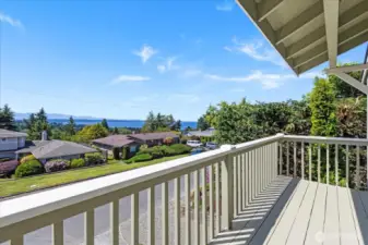 Primary suite deck
