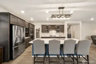 What a gorgeous kitchen!