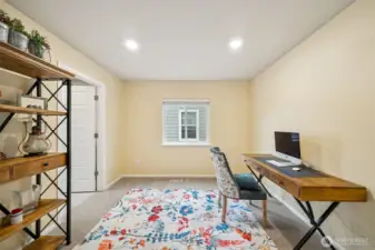 2nd loft upstairs with barn door for privacy
