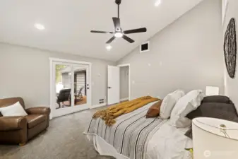 Vaulted ceilings and brand new carpet!