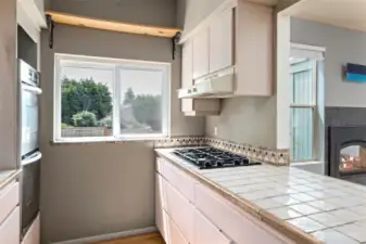 Chef's gas stove and more sunlight!