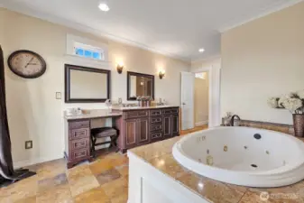 5 piece Primary Bathroom
