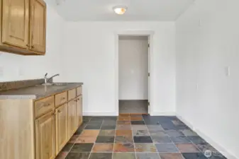 lower kitchen area,