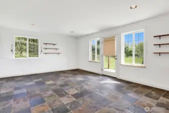 3 bedroom