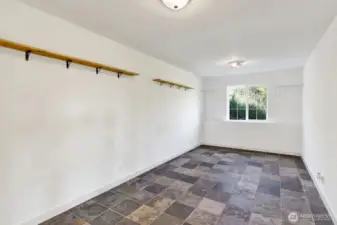 lower 1st bedroom