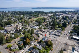Easy access to freeways, the waterfront, Point Ruston